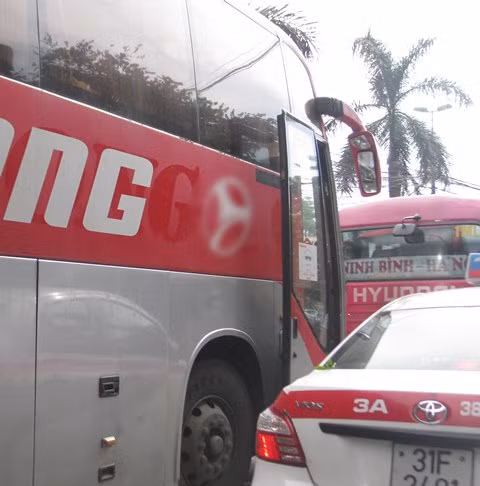 Nhà xe có thương hiệu cũng mở cửa đón khách dọc đường