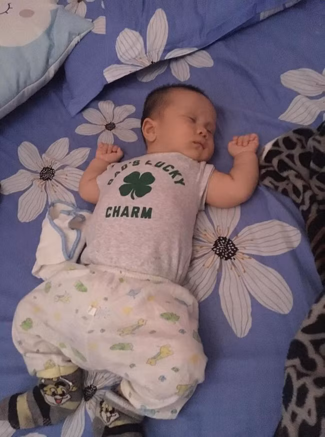 Từ một em bé gắt ngủ ghê gớm, mẹ luyện con tự ngủ ngoan và sâu giấc chỉ sau đúng 1 tuần - Ảnh 6.