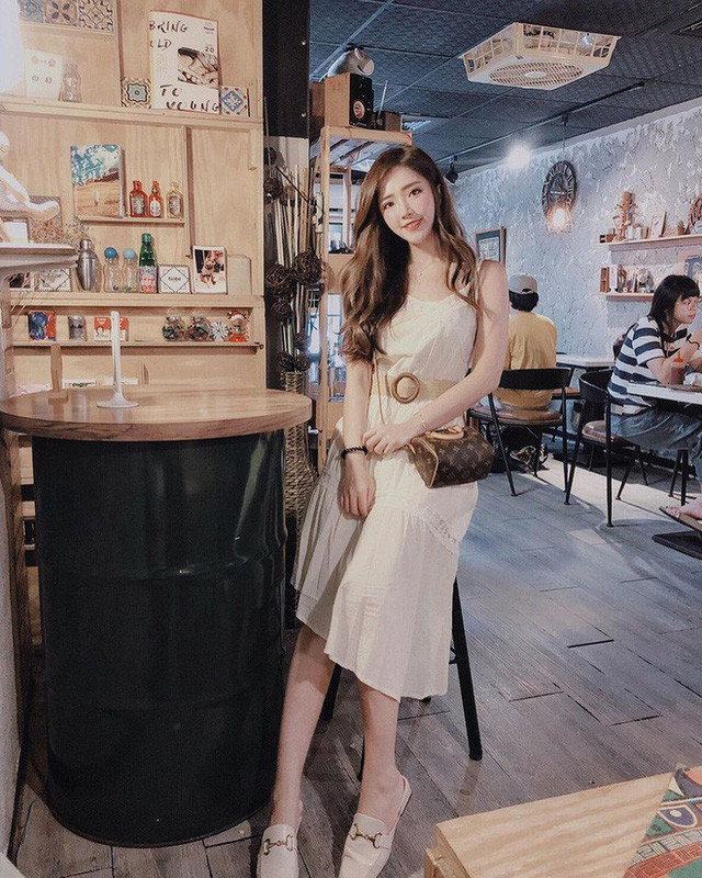 7 items luôn hiện diện trong tủ đồ của hội sành điệu: Bạn có hết thảy hay chưa có item nào? - Ảnh 14. 7 items luôn hiện diện trong tủ đồ của hội sành điệu: Bạn có hết thảy hay chưa có item nào? - Ảnh 14.