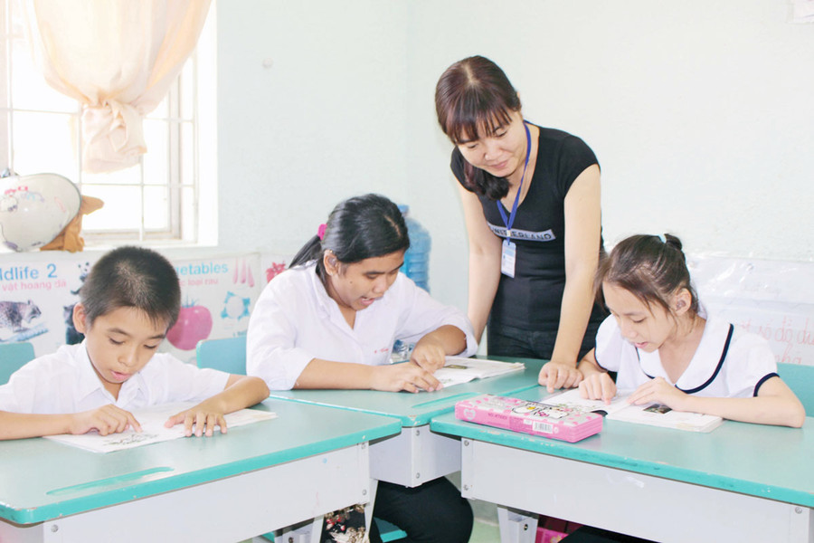 Ngành GD luôn đặc biệt quan tâm chăm lo đến GD cho người khuyết tật