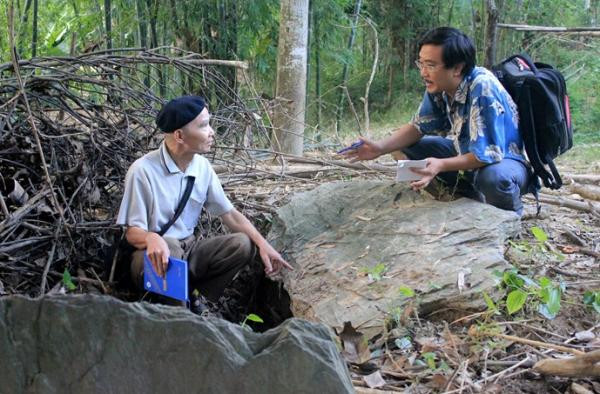 Kỳ bí rừng mộ đá cổ ảnh 2 Kỳ bí rừng mộ đá cổ ảnh 2