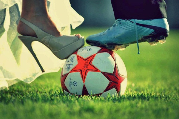 Tâm thư của fan “cuồng” bóng đá gửi cho vợ