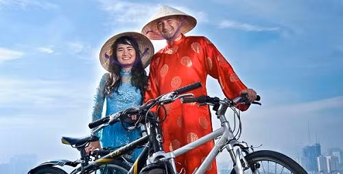 Nguyễn Thị Kim Ngân và Simon Nelson