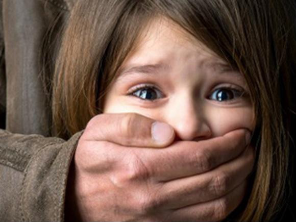 10 điều cha mẹ phải dạy con từ sớm để không sợ bắt cóc mà trẻ vẫn độc lập, an toàn ảnh 1 10 điều cha mẹ phải dạy con từ sớm để không sợ bắt cóc mà trẻ vẫn độc lập, an toàn ảnh 1