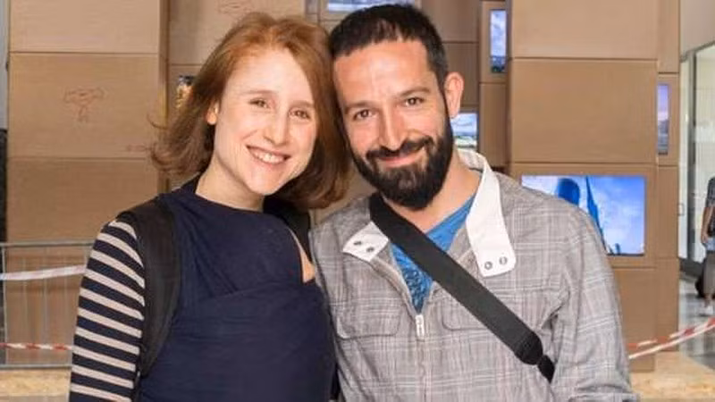 Vittoria và Luca, bố mẹ của bé 