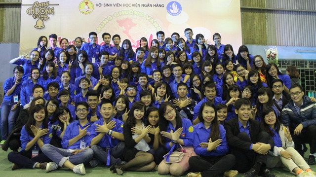 Học viện Ngân hàng sôi động Rung chuông vàng