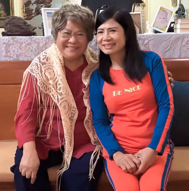 Chuyện tình duyên lận đận "đẫm nước mắt" của các nữ danh hài nổi tiếng ảnh 10 Chuyện tình duyên lận đận đẫm nước mắt của các nữ danh hài nổi tiếng-15