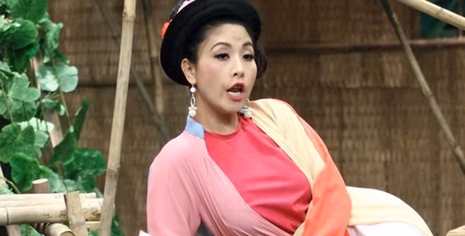 Chuyện tình duyên lận đận "đẫm nước mắt" của các nữ danh hài nổi tiếng ảnh 19 Chuyện tình duyên lận đận đẫm nước mắt của các nữ danh hài nổi tiếng-30