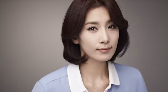 Dàn mỹ nhân sắc nước hương trời U40, U50 nhưng vẫn chọn cô đơn lẻ bóng của showbiz Hàn - Ảnh 5.