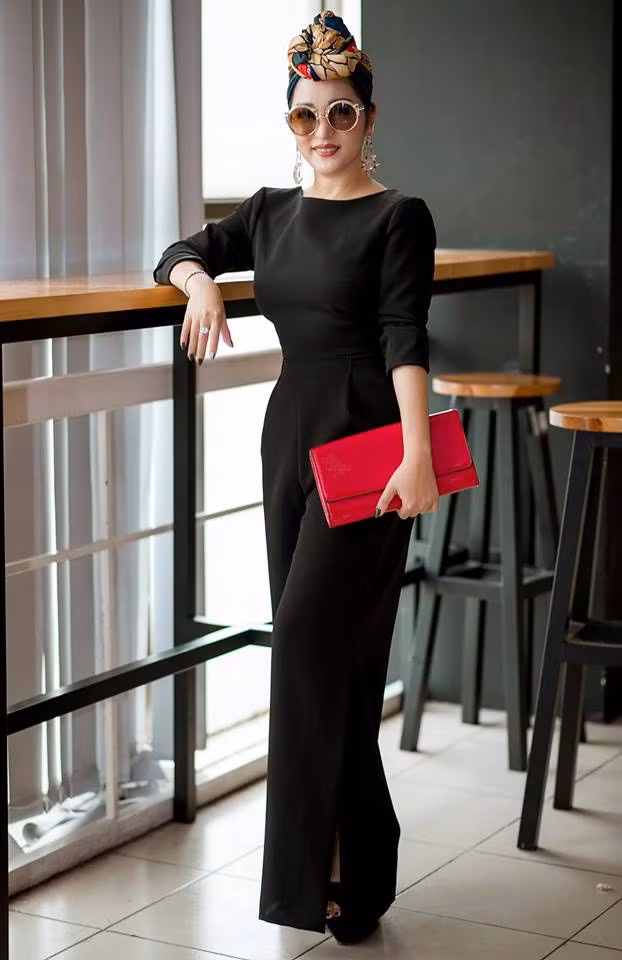 Chuyện tình duyên lận đận "đẫm nước mắt" của các nữ danh hài nổi tiếng ảnh 18 Chuyện tình duyên lận đận đẫm nước mắt của các nữ danh hài nổi tiếng-28