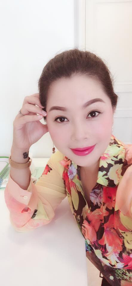 Chuyện tình duyên lận đận "đẫm nước mắt" của các nữ danh hài nổi tiếng ảnh 1 Chuyện tình duyên lận đận đẫm nước mắt của các nữ danh hài nổi tiếng-3