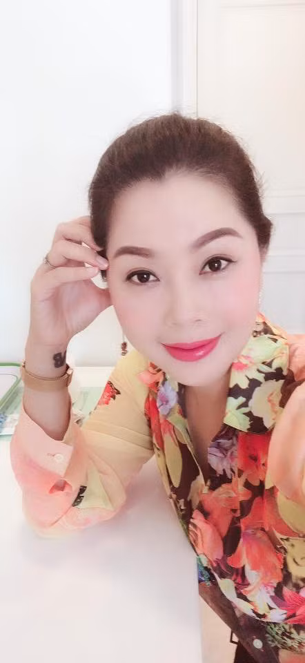 Chuyện tình duyên lận đận "đẫm nước mắt" của các nữ danh hài nổi tiếng ảnh 1 Chuyện tình duyên lận đận đẫm nước mắt của các nữ danh hài nổi tiếng-3