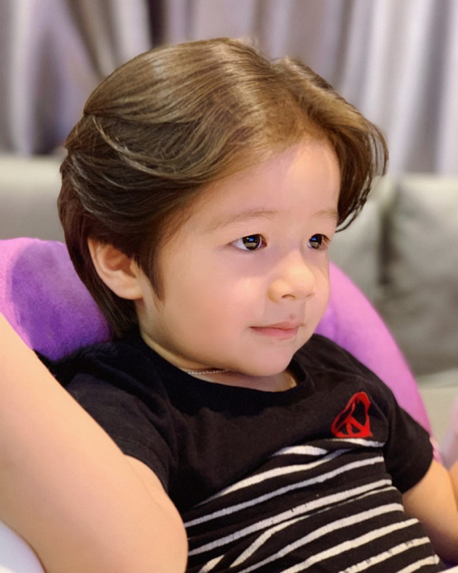 Dân tình phát sốt ảnh con trai Elly Trần lớn phổng phao ảnh 3 Túc Mạch tái xuất khiến cư dân mạng mê mệt.
