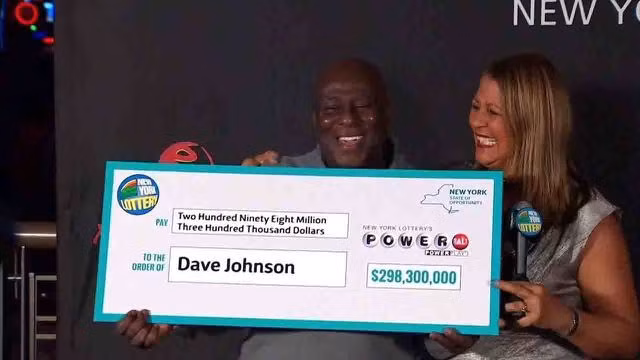 Trúng độc đắc 7.000 tỷ đồng, tài xế bỏ việc ngay lập tức Trúng độc đắc 7.000 tỷ đồng, tài xế bỏ việc ngay lập tức