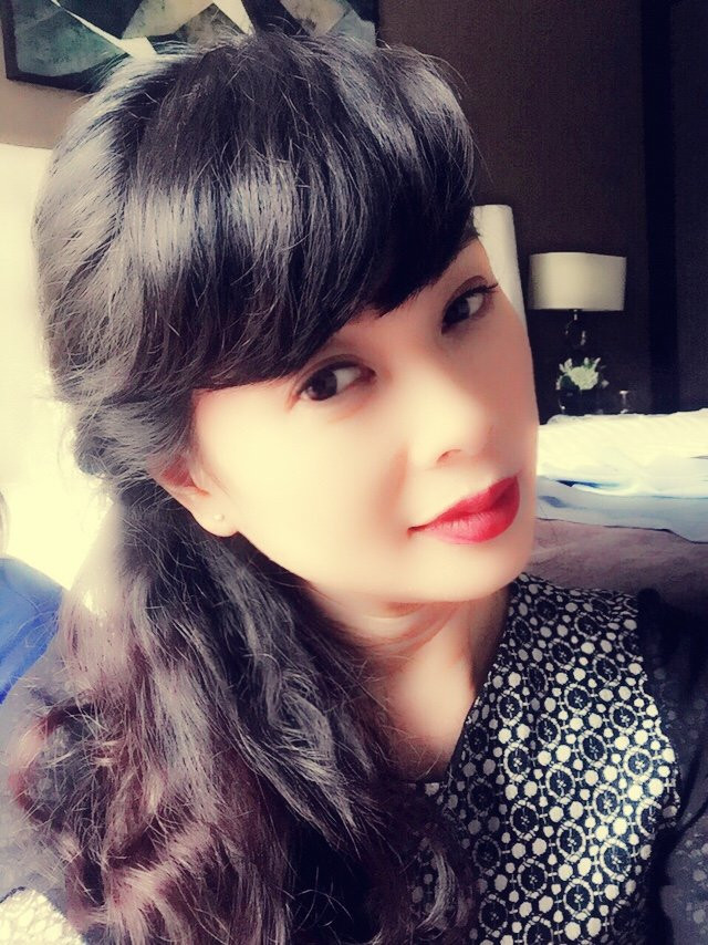 Chuyện tình duyên lận đận "đẫm nước mắt" của các nữ danh hài nổi tiếng ảnh 2 Chuyện tình duyên lận đận đẫm nước mắt của các nữ danh hài nổi tiếng-5