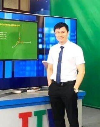 Thầy Dương Văn Hạnh, giáo viên dạy Toán, Trường THPT Hàm Rồng (TP Thanh Hóa). Thầy Dương Văn Hạnh, giáo viên dạy Toán, Trường THPT Hàm Rồng (TP Thanh Hóa).