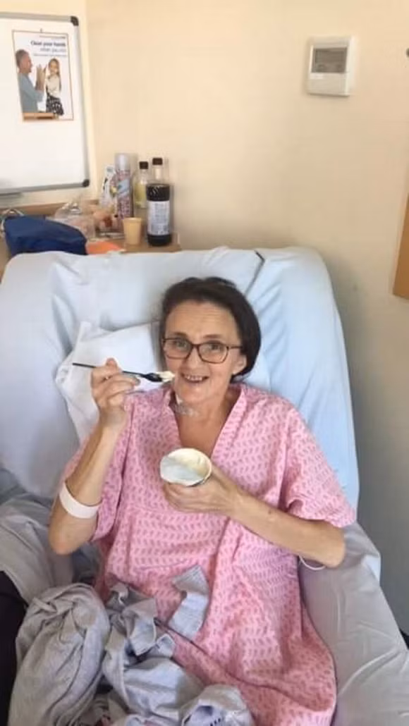 bệnh lạ, người phụ nữ bị bệnh lạ,chuyện lạ