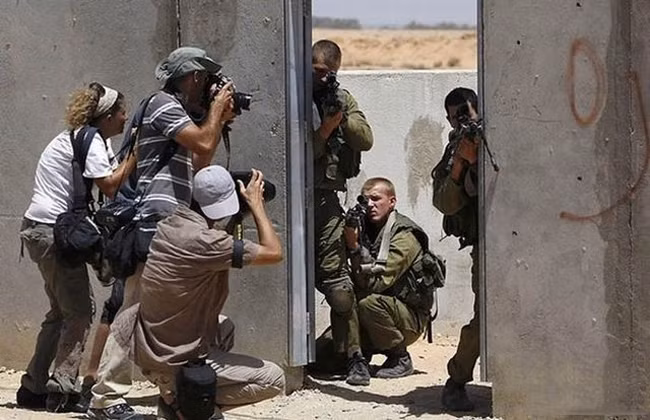 di duong tim dap bat thuong... vi buon cuoi qua hinh anh 5