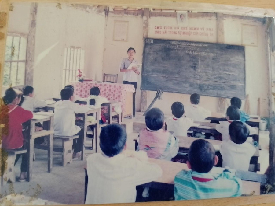 Những lớp học đầu tiên.