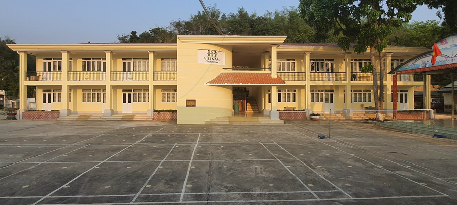 Cơ sở vật chất dần được đầu tư khang trang.