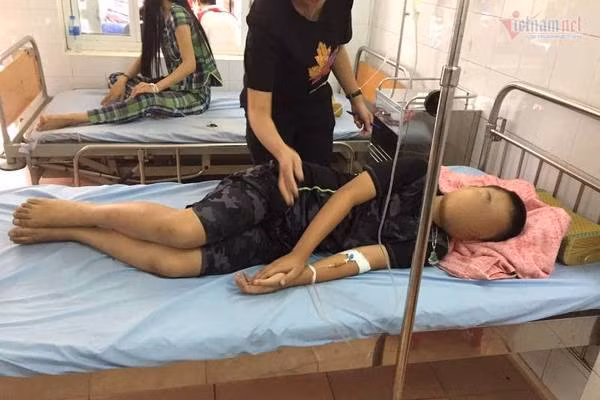Công an điều tra vụ 2 cháu nhỏ Hải Phòng nhập viện nghi uống chất lạ