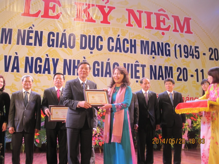 Bắc Ninh: Kỷ niệm 70 năm Nền giáo dục Cách mạng và Ngày Nhà giáo Việt Nam