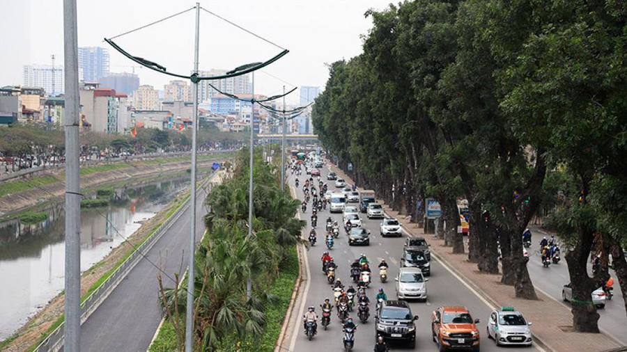 Sở GTVT Hà Nội cho biết, việc đầu tư hệ thống cầu vượt là rất cấp thiết để bảo đảm an toàn và thuận tiện cho người tham gia giao thông - Ảnh minh họa

