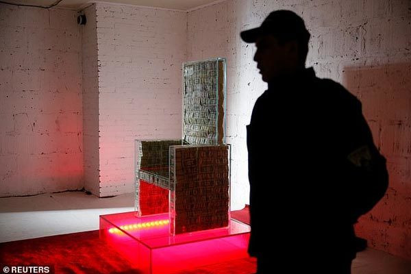 Ngắm ngai báu triệu đô độc nhất vô nhị trên thế giới