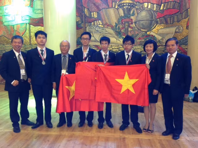 HS đoạt giải Olympic quốc tế và trái tim yêu môn Sử