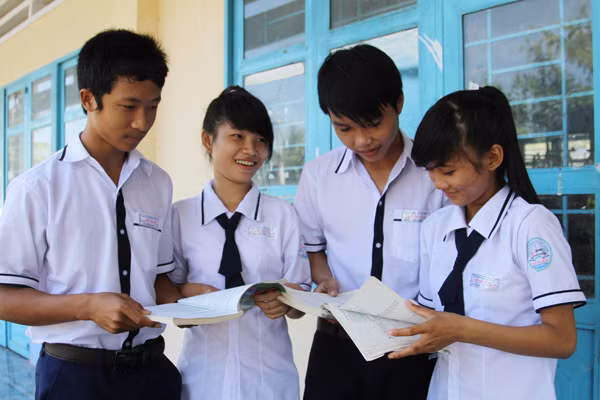 Học sinh hào hứng đón nhận phương án đổi mới thi tốt nghiệp THPT 2014