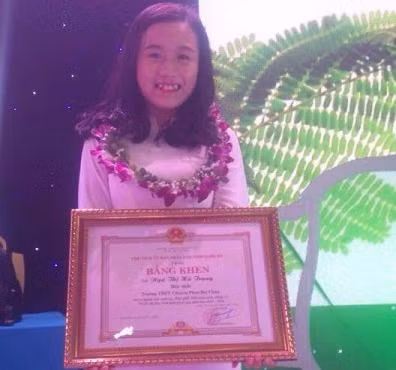 Nữ sinh 2 năm liền ẵm giải Nhất, Nhì quốc gia Lịch sử