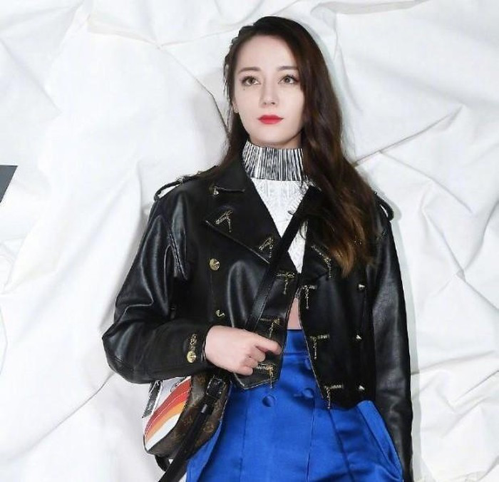 Báo chí Hàn Quốc ca ngợi nhan sắc của Địch Lệ Nhiệt Ba ảnh 3