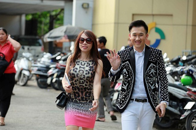 Em gái ruột duy nhất bị Hoài Linh cấm cản vào showbiz giờ ra sao? ảnh 6 Em gái ruột duy nhất, bị Hoài Linh cấm cản vào showbiz giờ ra sao? - 8