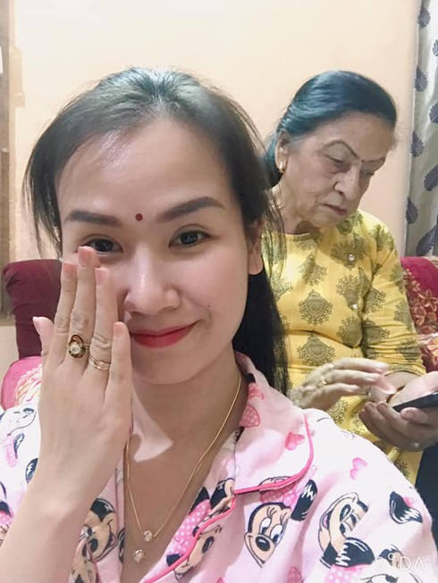 Võ Hạ Trâm được mẹ chồng Ấn Độ cưng chiều hết mực, “số hưởng” bậc nhất showbiz ảnh 1 Võ Hạ Trâm được mẹ chồng Ấn Độ cưng chiều hết mực, “số hưởng” bậc nhất showbiz ảnh 1