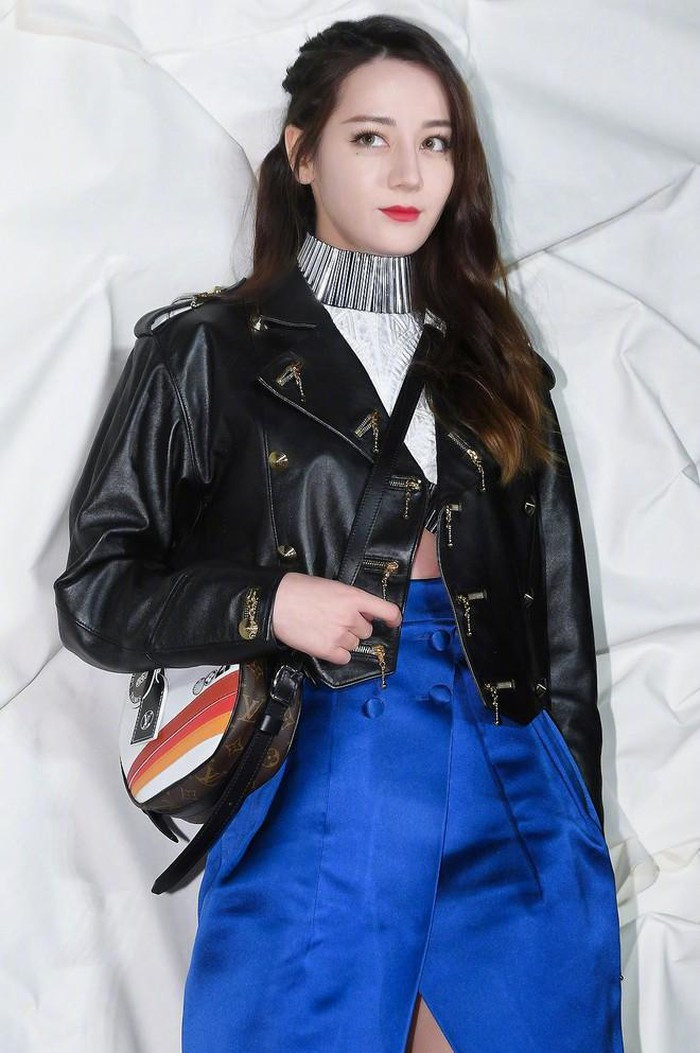 Báo chí Hàn Quốc ca ngợi nhan sắc của Địch Lệ Nhiệt Ba ảnh 4