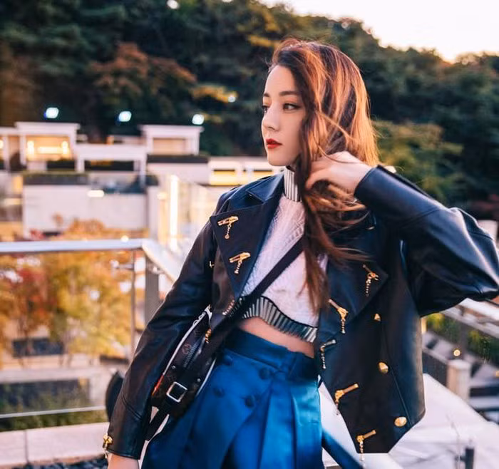 Báo chí Hàn Quốc ca ngợi nhan sắc của Địch Lệ Nhiệt Ba ảnh 8