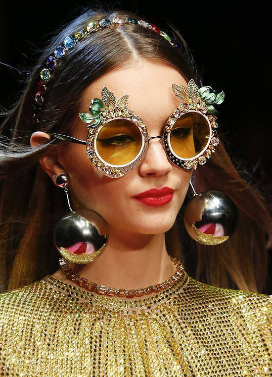 7 kiểu kính mắt nổi lên trong năm 2018 ảnh 1 7 kiểu kính mắt nổi lên trong năm 2018