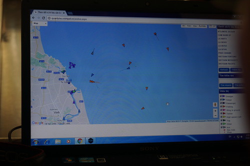Các lực lượng xác định định và chia khu vực tìm kiếm quanh vùng biển Cửa Lò, Nghi Lộc, Diễn Châu…