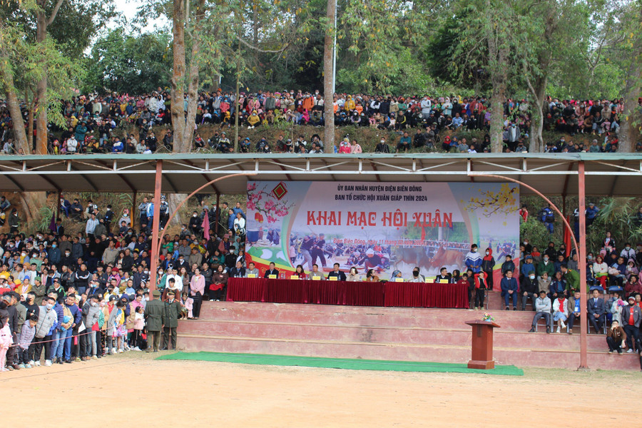 Trước giờ khai Hội... Trước giờ khai Hội...