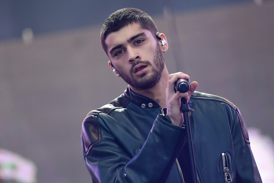 Zayn Malik rời nhóm One Direction vì chán ghét sự nổi tiếng.