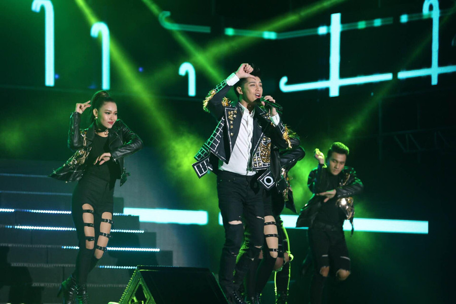 Nhiều người bình thường nghĩ rằng việc ở trên đỉnh cao danh vọng thật dễ dàng nhưng thực tế là luôn có các mức áp lực khác nhau.