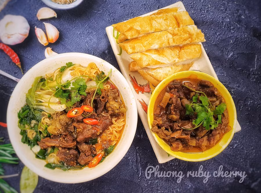 Cách nấu bò sốt vang mềm ngon, cả nhà ăn không thể dừng đũa