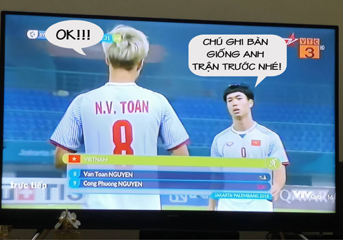 Khi Văn Toàn đã không làm Công Phượng buồn lòng. Khi Văn Toàn đã không làm Công Phượng buồn lòng.