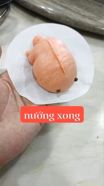 Mọi người đoán giúp em con gì được không chứ em định làm con cá ạ!