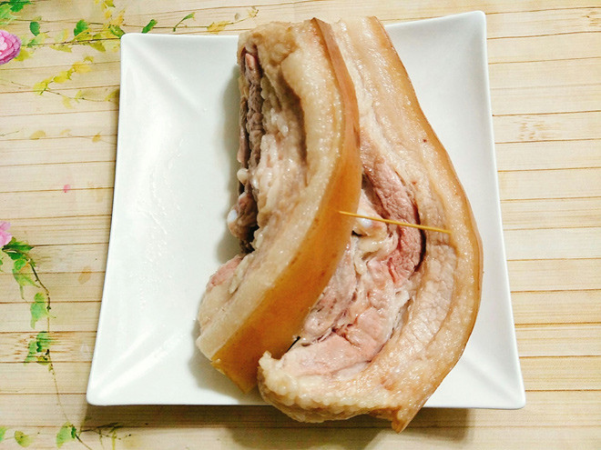 Cách làm thịt quay giòn bì cực ngon, không cần lò nướng ảnh 2