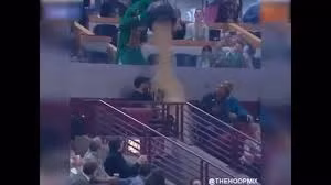 Con bò nghịch ngợm nhất hành tinh