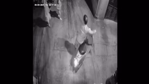 tam giu nghi pham vu be gai 10 tuoi bi xam hai trong ngo nho ha noi hinh 1