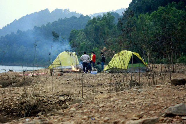 Khám phá 4 điểm cắm trại tuyệt đẹp ngay giữa Hà Nội trong dịp nghỉ lễ