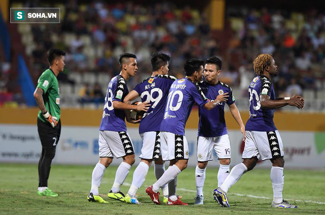 Dẫn trước 2-0 nhưng ở hiệp 2, Hà Nội FC gặp nhiều khó khăn trước Đà Nẵng