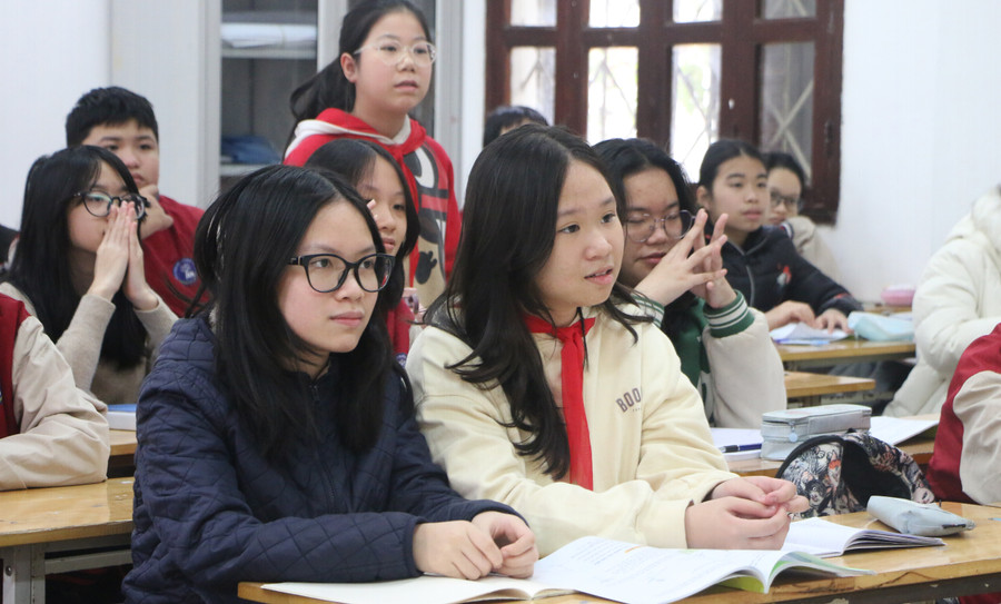 Học sinh Trường THCS Nguyễn Trường Tộ (Đống Đa, Hà Nội) đã hoàn thành bài kiểm tra cuối học kỳ 1 năm học 2022-2023. Học sinh Trường THCS Nguyễn Trường Tộ (Đống Đa, Hà Nội) đã hoàn thành bài kiểm tra cuối học kỳ 1 năm học 2022-2023.